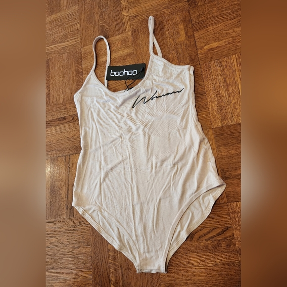 Nude WOMAN Bodysuit Size 2 - Picture 4 of 6